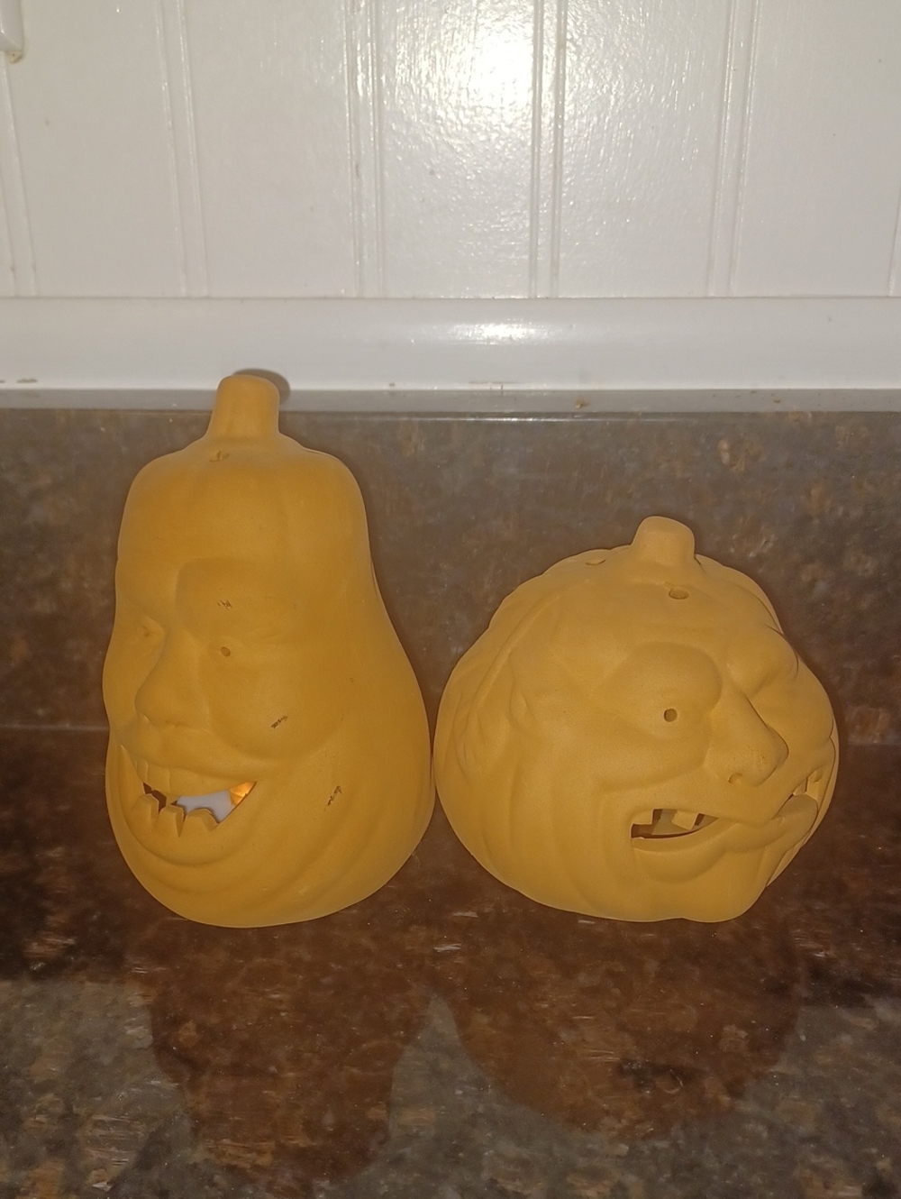 Vintage Terracotta Jack-O'-Lantern Pumpkin Tealight Holders – Set of 2 Fall Deco